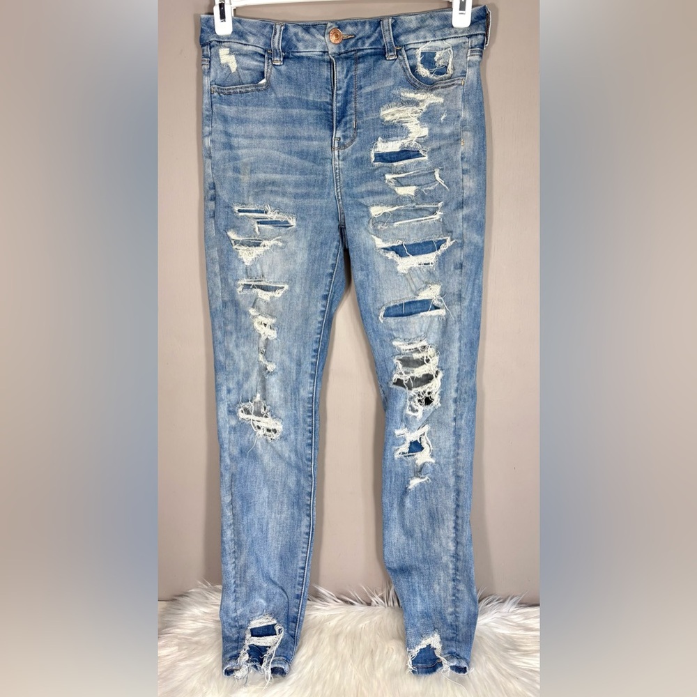 AEO Curvy High Rise Ripped Jeans